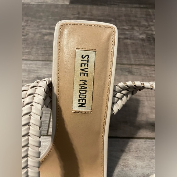 Steve Madden Heels - Picture 4 of 6